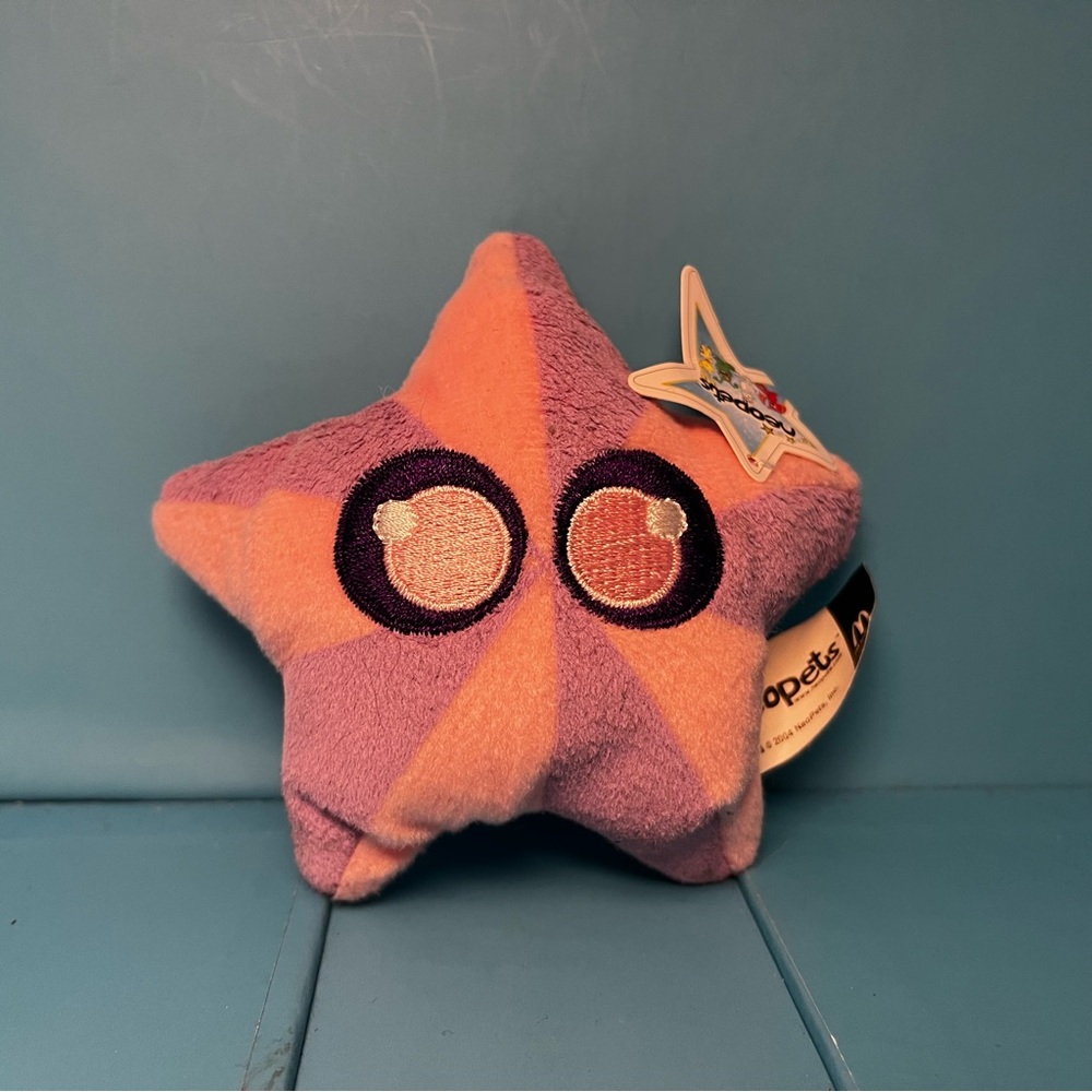 Neopets 2004 McDonald's Happy Meal Toy - Ultranova Plushie